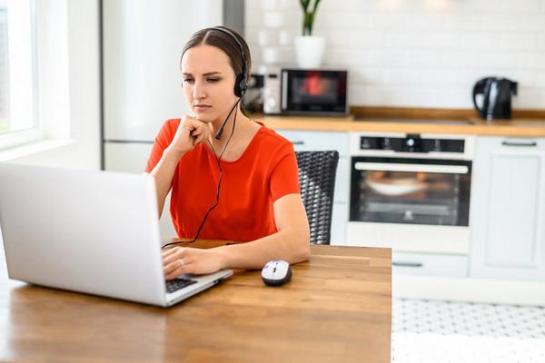 The principles of healthy work at home
