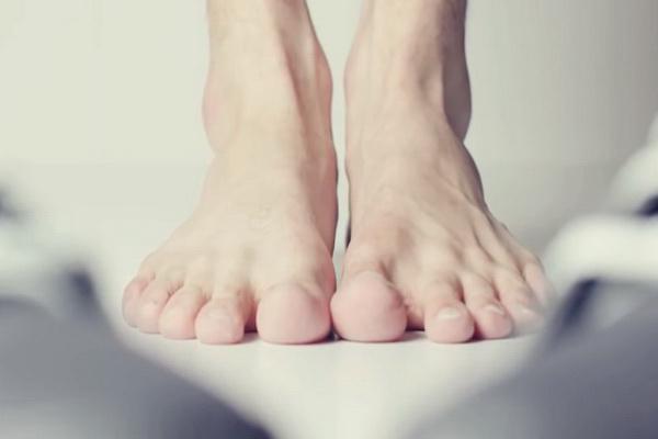 Як правильно розм'якшити нігті на ногах?