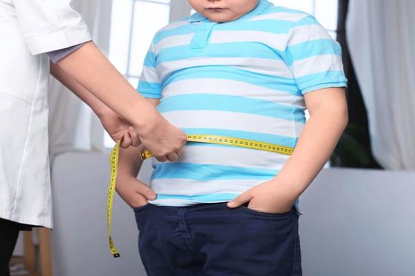Зупинити ожиріння, як формувати харчові звички дітей?