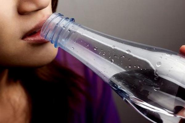 Сухость во рту (ксеростомия) причины, симптомы, лечение