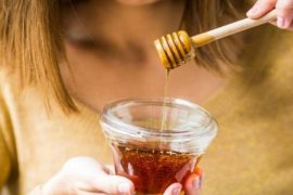 Що відбувається, коли з'їсти столову ложку меду перед сном?